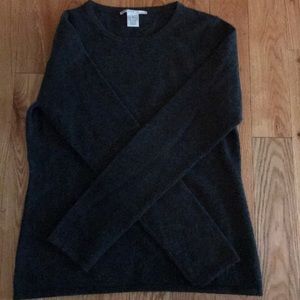 100% cashmere sweater